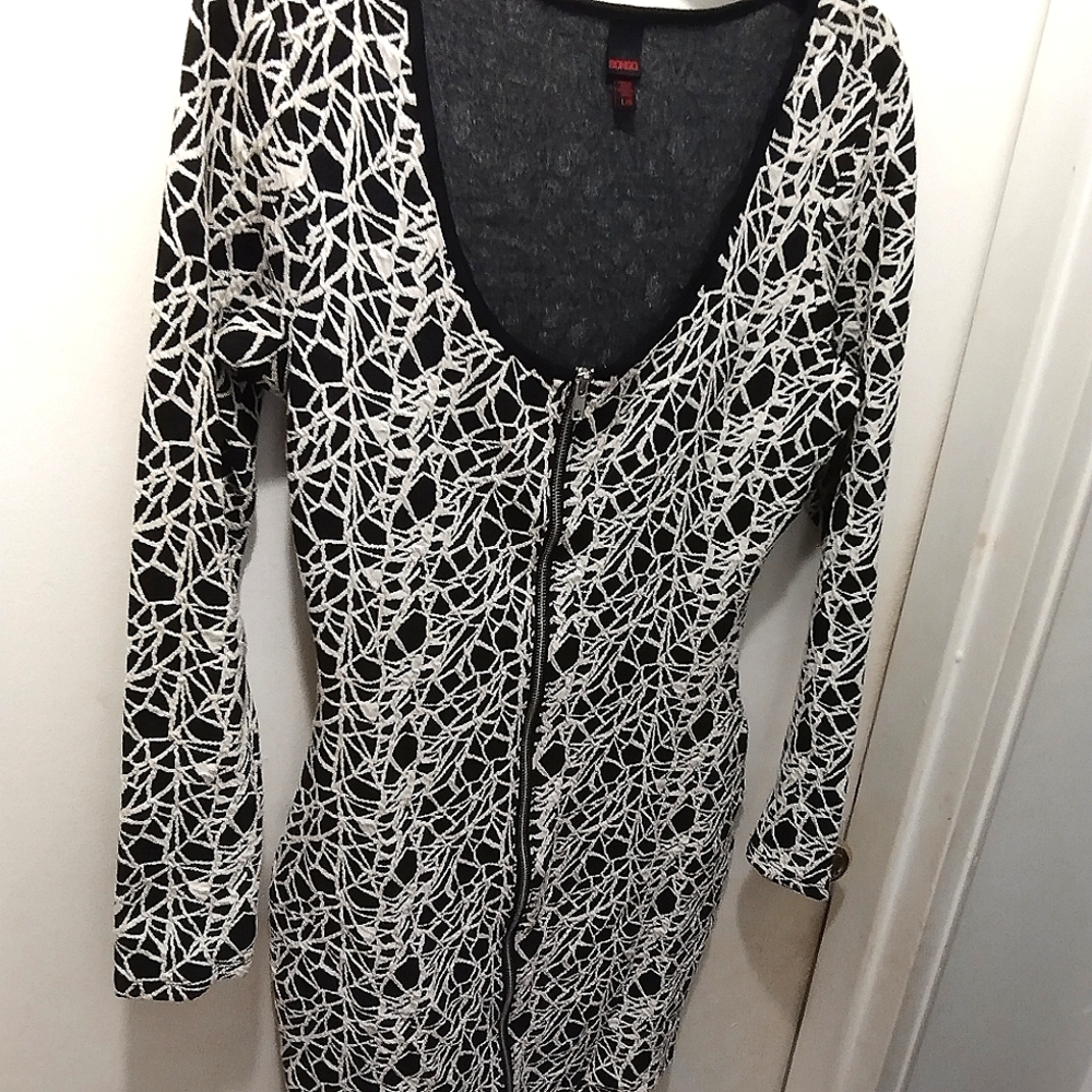 Bongo, L sized, Front zip up dress, Black/white pattern